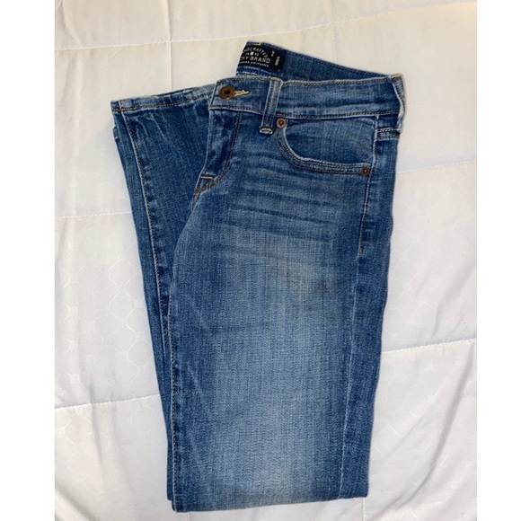 Lucky Brand Jeans - Picture 2 of 2
